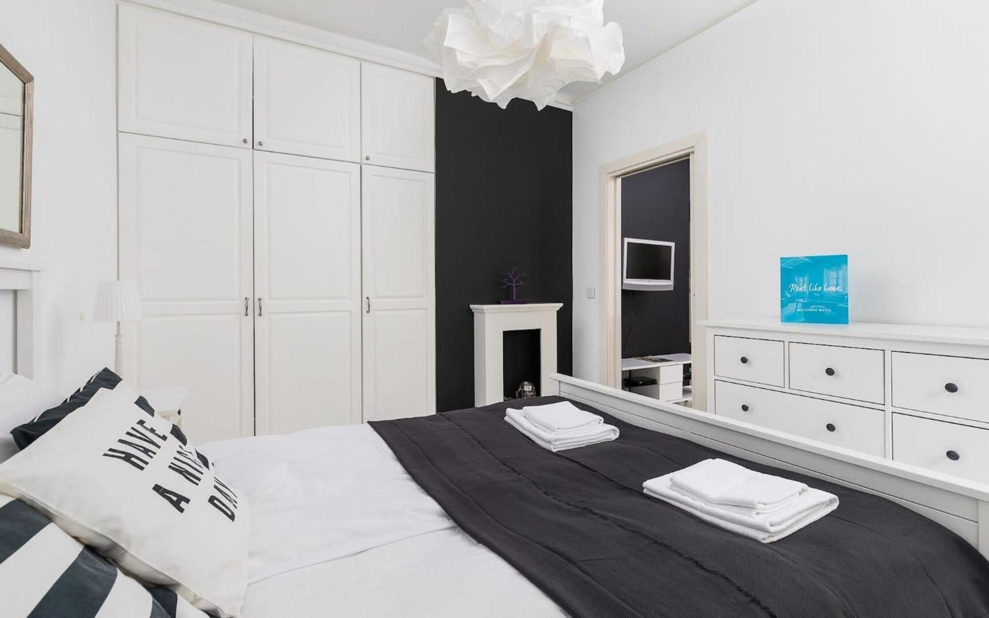 Rent Like Home - Wronskiego 15 Varsó Kültér fotó